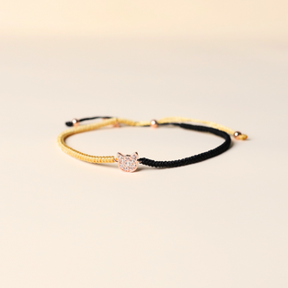 ハンドメイド 猫の編み込みブレスレット - キジトラ